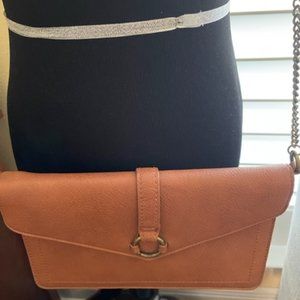 Universal Thread Brown Crossbody – Clutch